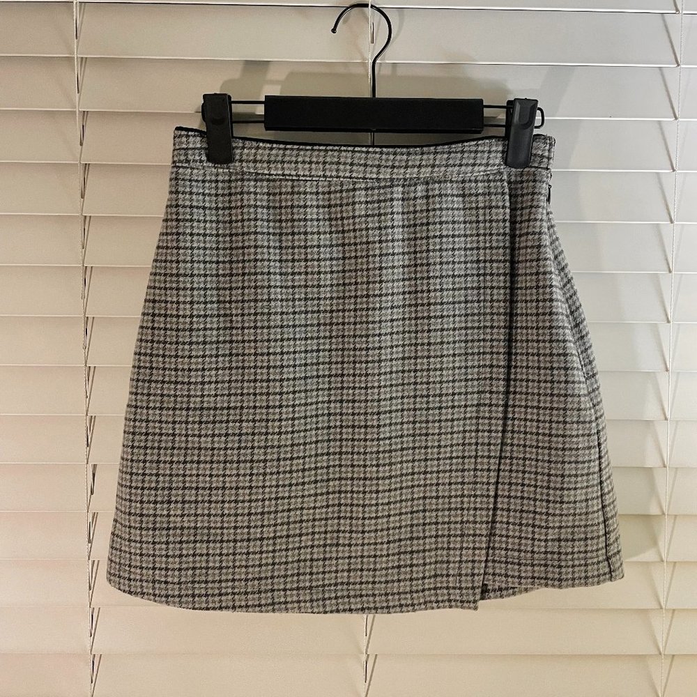 Abercrombie & Fitch Gray Plaid Houndstooth Mini Skirt - Size Extra Small